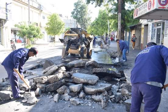 LA MUNICIPALIDAD CONTINUA CON SU PLAN DE MANTENIMIENTO DE LA RED VIAL