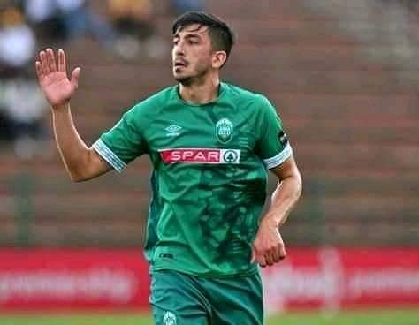 EL SANTIAGUEÑO EMILIANO TADE SERA EL JUGADOR DE FUTBOL EN EL QUE MAS MUNDIAL DE CLUBES PARTICIPO.