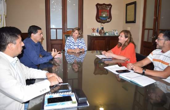 La intendente Fuentes se reunió con funcionarios provinciales del área de Ciencia y Tecnología