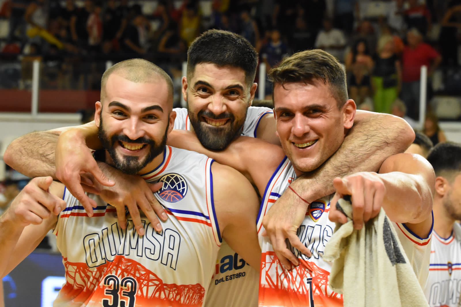 QUIMSA ENTRE LOS MEJORES CUATRO EQUIPOS DEL CONTINENTE: VAPULEÓ A REAL ESTELÍ EN EL CIUDAD Y ESTÁ EN EL FINAL 4 DE LA BCLAMERICAS