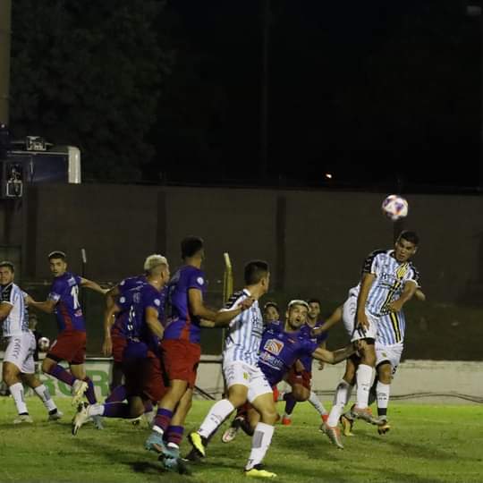 GANO GÜEMES BAJO AL PUNTERO Y SUBE