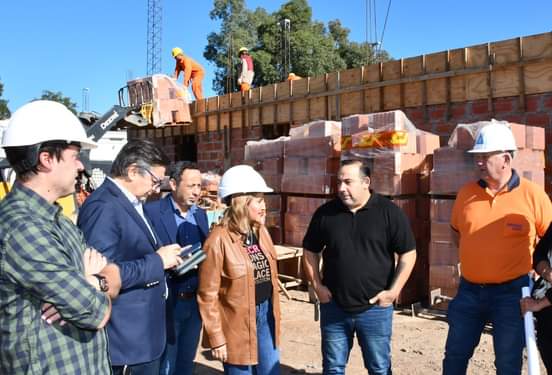 La intendente Fuentes supervisó el avance del nuevo edificio de Bomberos Voluntarios